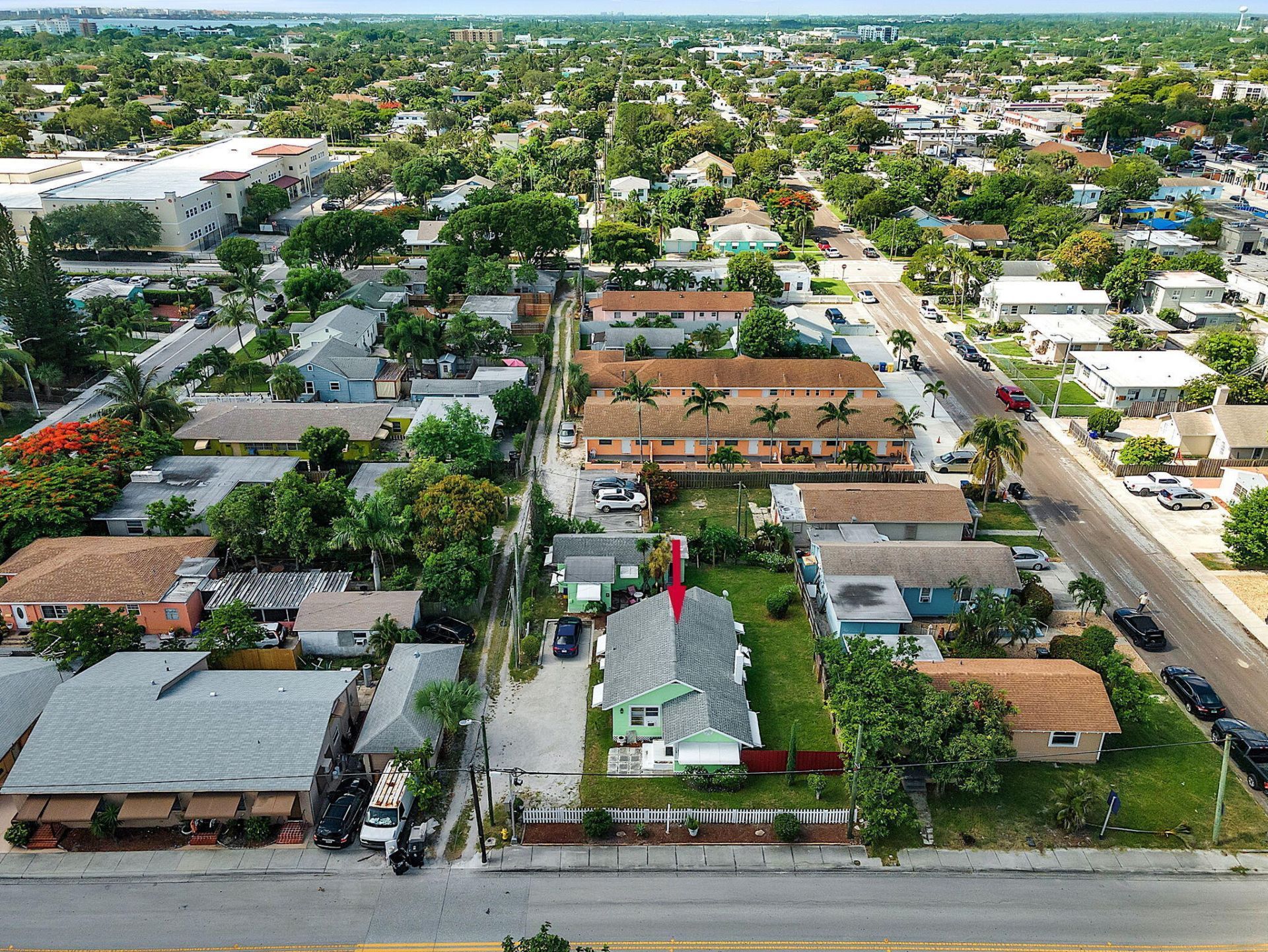 713 10th Avenue N, Lake Worth Beach, FL 33460 Photo