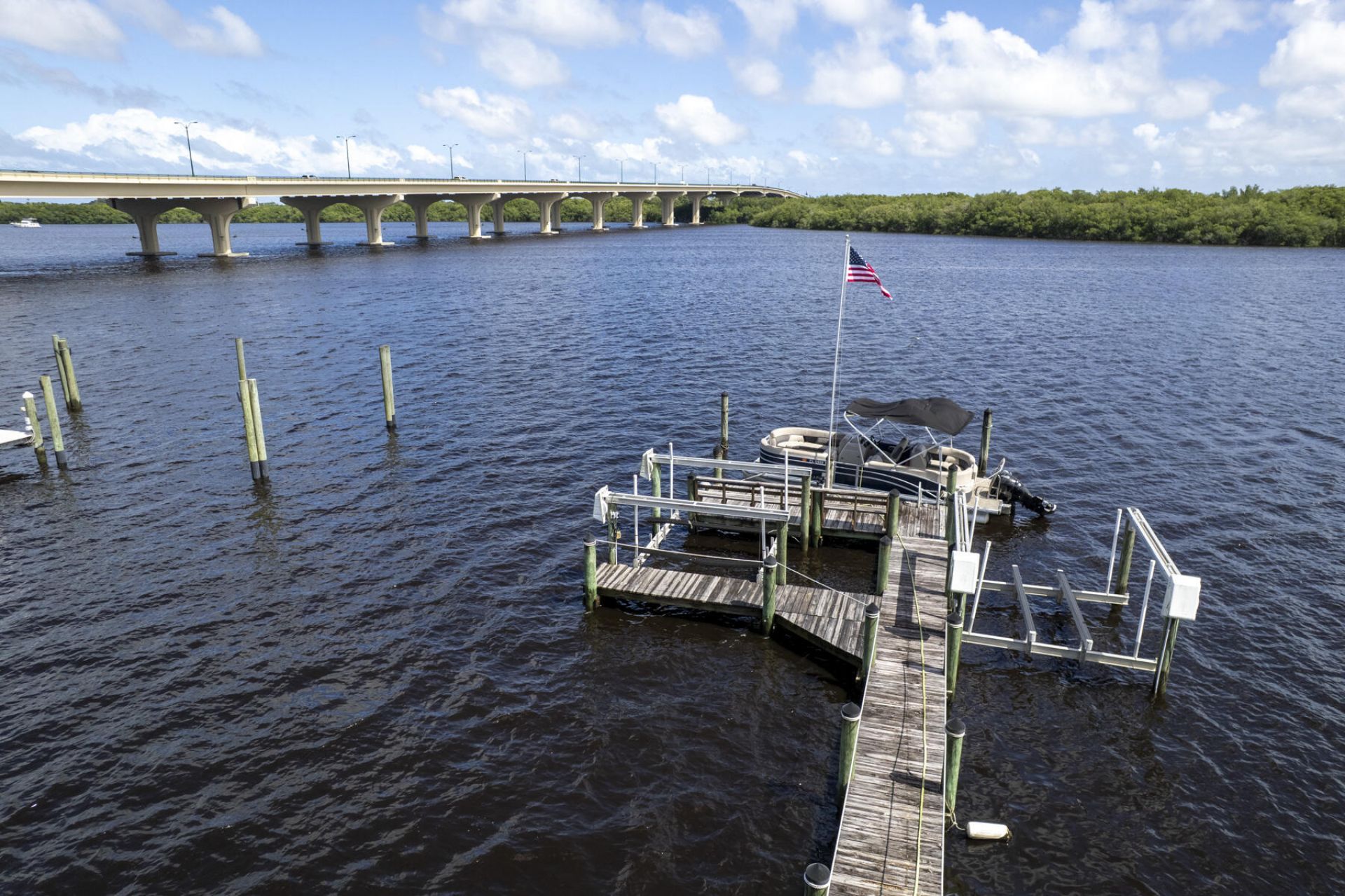 3679 SW Saint Lucie Shores Drive, Palm City, FL 34990 Photo