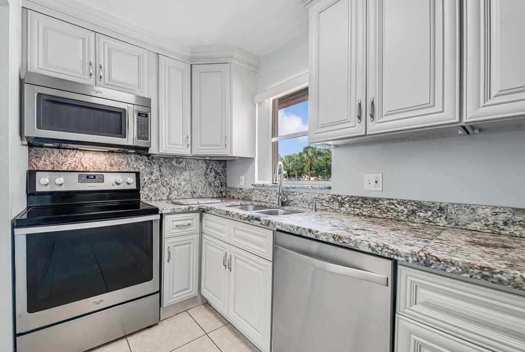 445 Lake Frances Drive, Unit 445, West Palm Beach, FL 33411 Photo