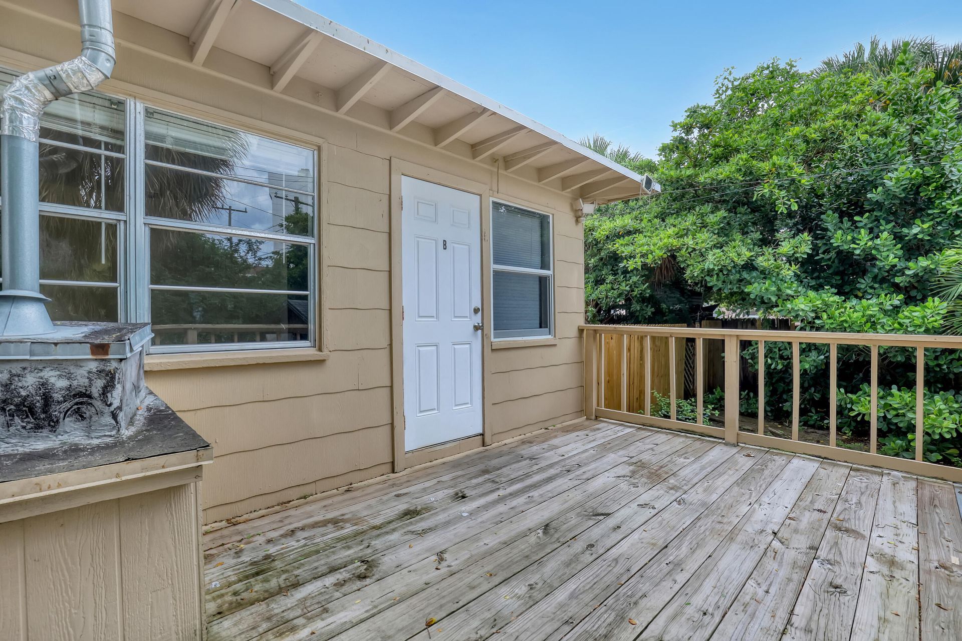 5014 Spruce Avenue, West Palm Beach, FL 33407 Photo