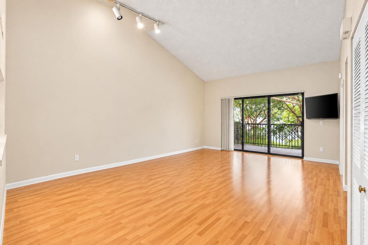 906 Congressional Way, Unit 906, Deerfield Beach, FL 33442 Photo