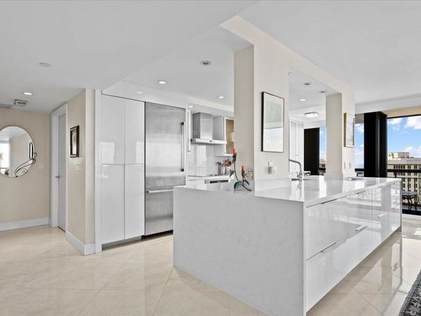 4100 N OCEAN Drive, Unit 2304, Singer Island, FL 33404