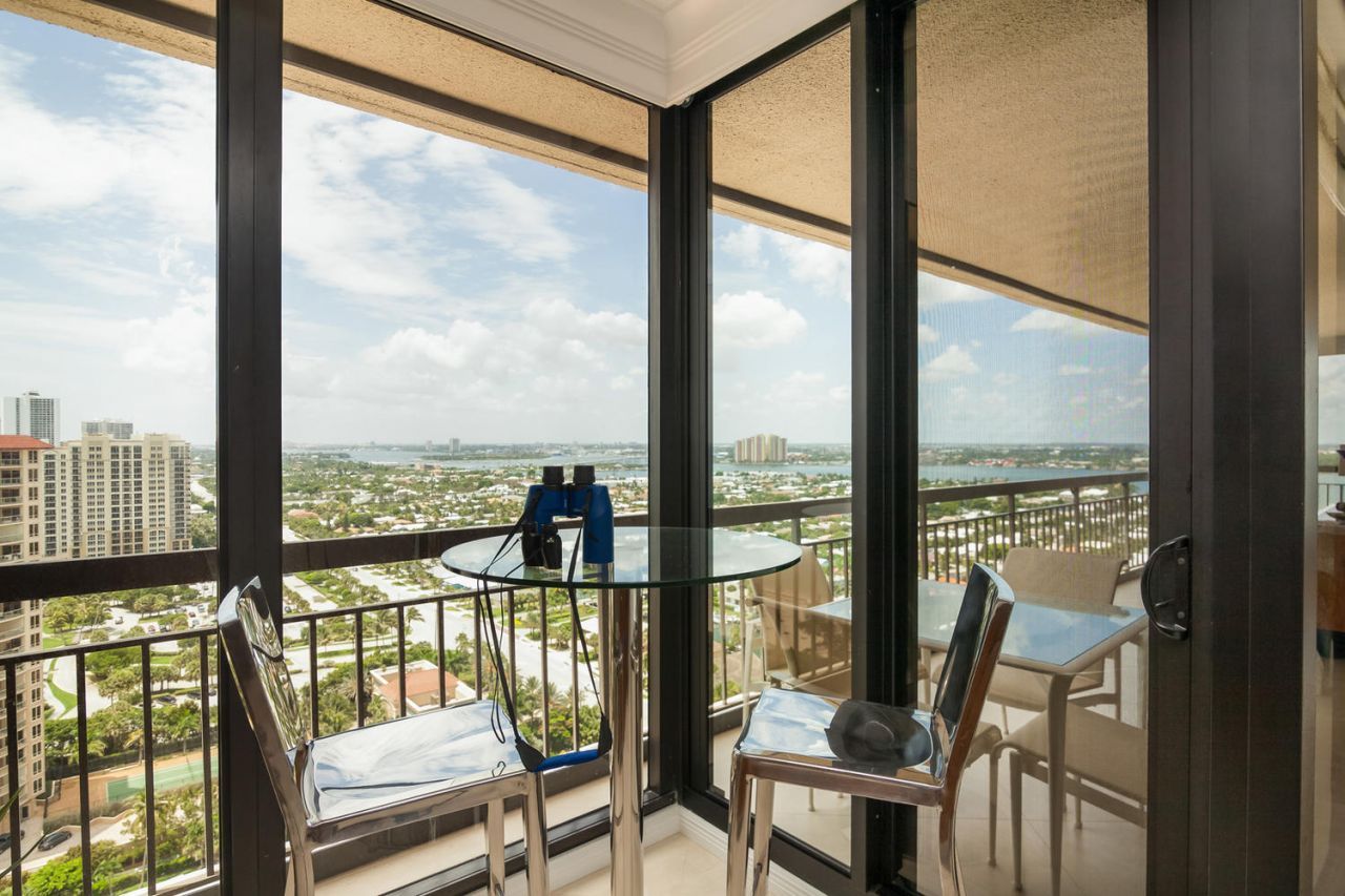 4100 N Ocean Drive, Unit 2304, Singer Island, FL 33404 Photo