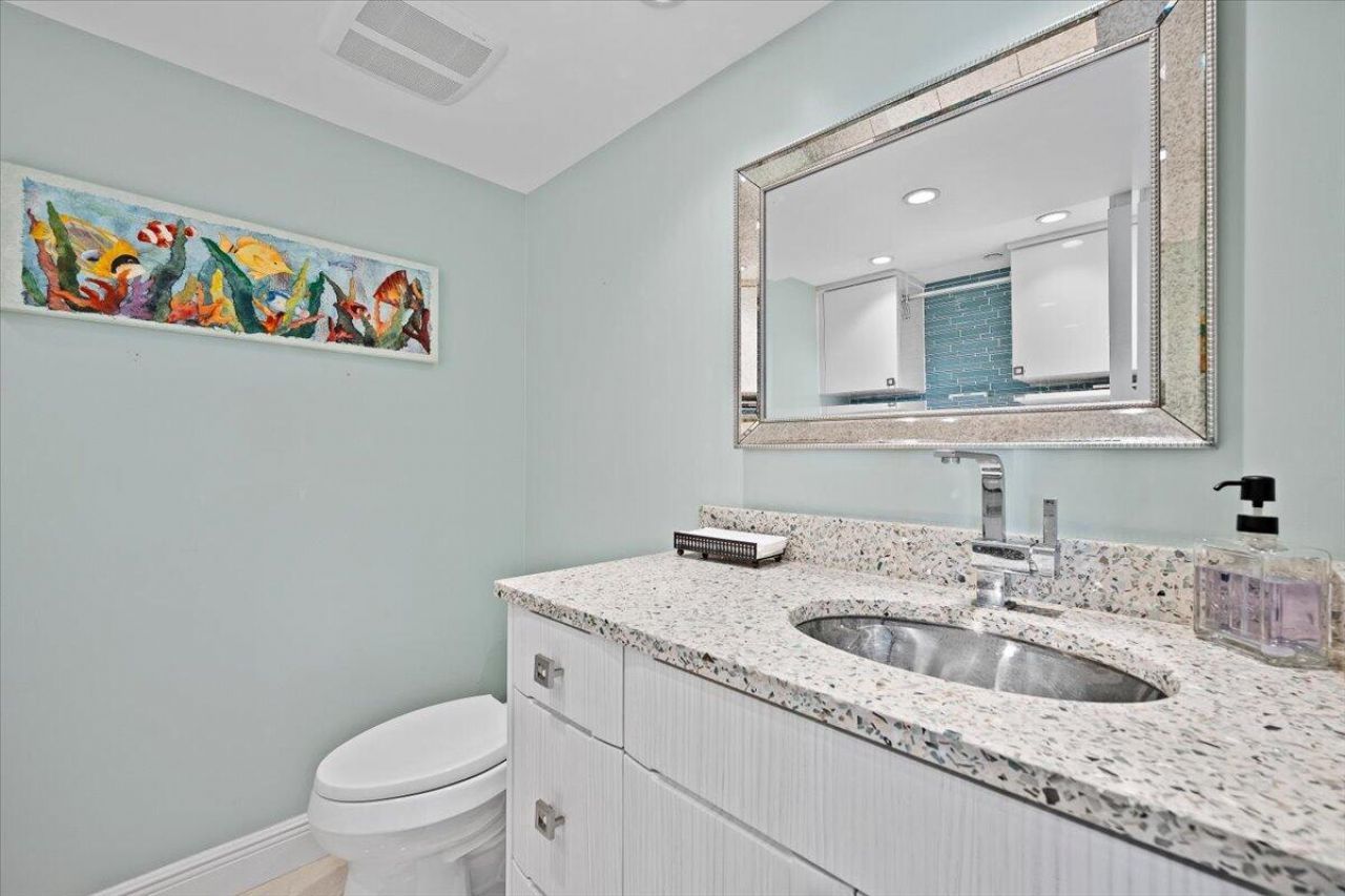 4100 N Ocean Drive, Unit 2304, Singer Island, FL 33404 Photo