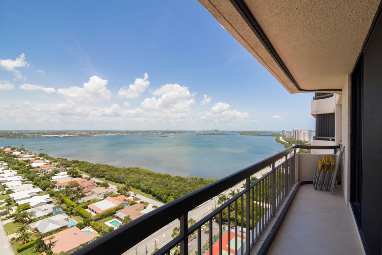 4100 N Ocean Drive, Unit 2304, Singer Island, FL 33404 Photo