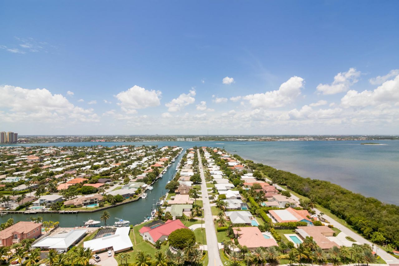 4100 N Ocean Drive, Unit 2304, Singer Island, FL 33404 Photo