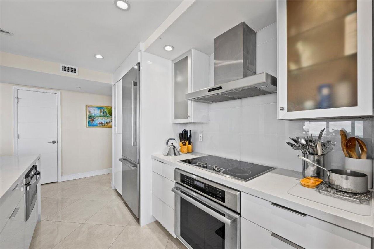 4100 N Ocean Drive, Unit 2304, Singer Island, FL 33404 Photo