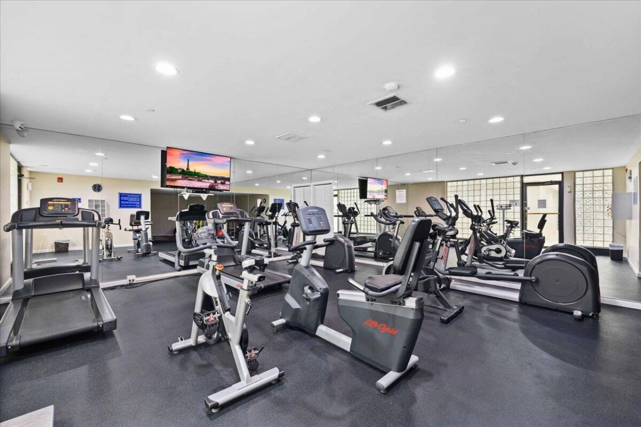 4100 N Ocean Drive, Unit 2304, Singer Island, FL 33404 Photo