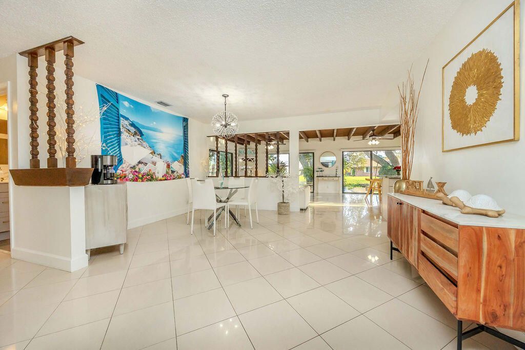 2024 Palmetto Road, West Palm Beach, FL 33406 Photo