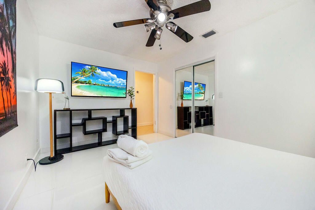 2024 Palmetto Road, West Palm Beach, FL 33406 Photo