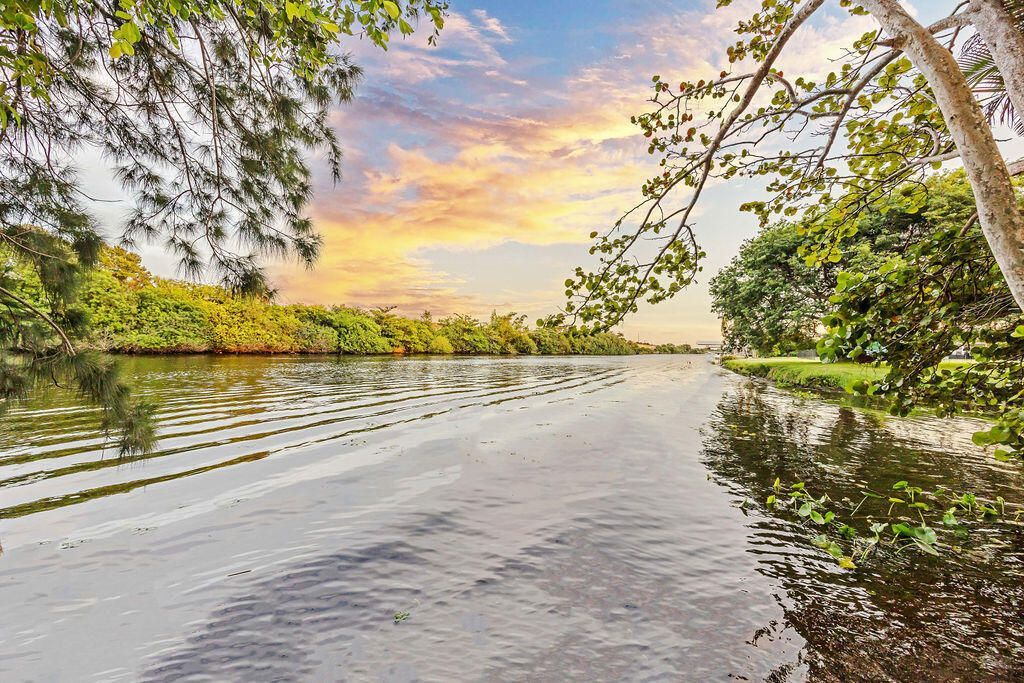2024 Palmetto Road, West Palm Beach, FL 33406 Photo