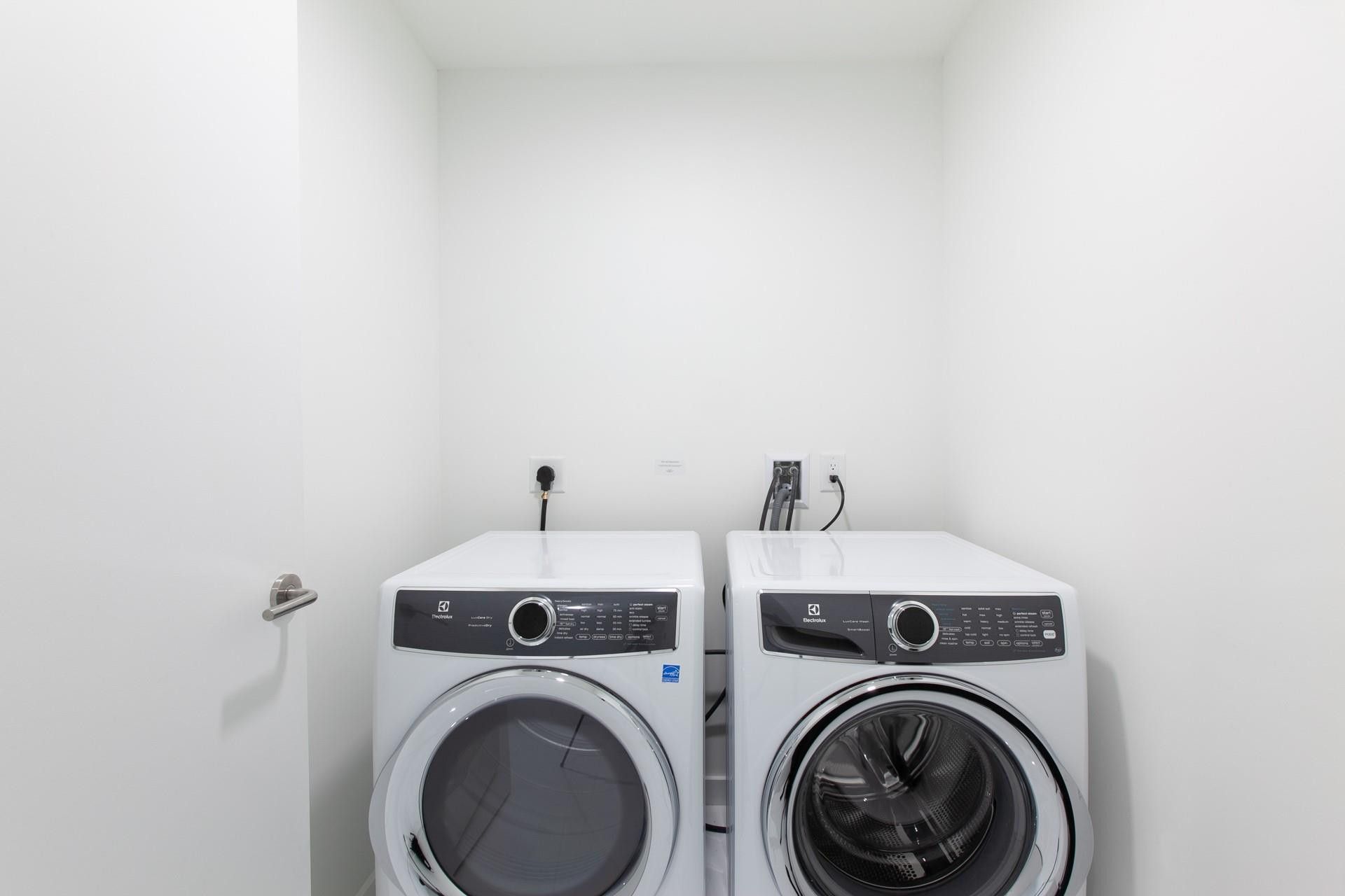 851 NE 1st Avenue, Unit 2005, Miami, FL 33132 Photo