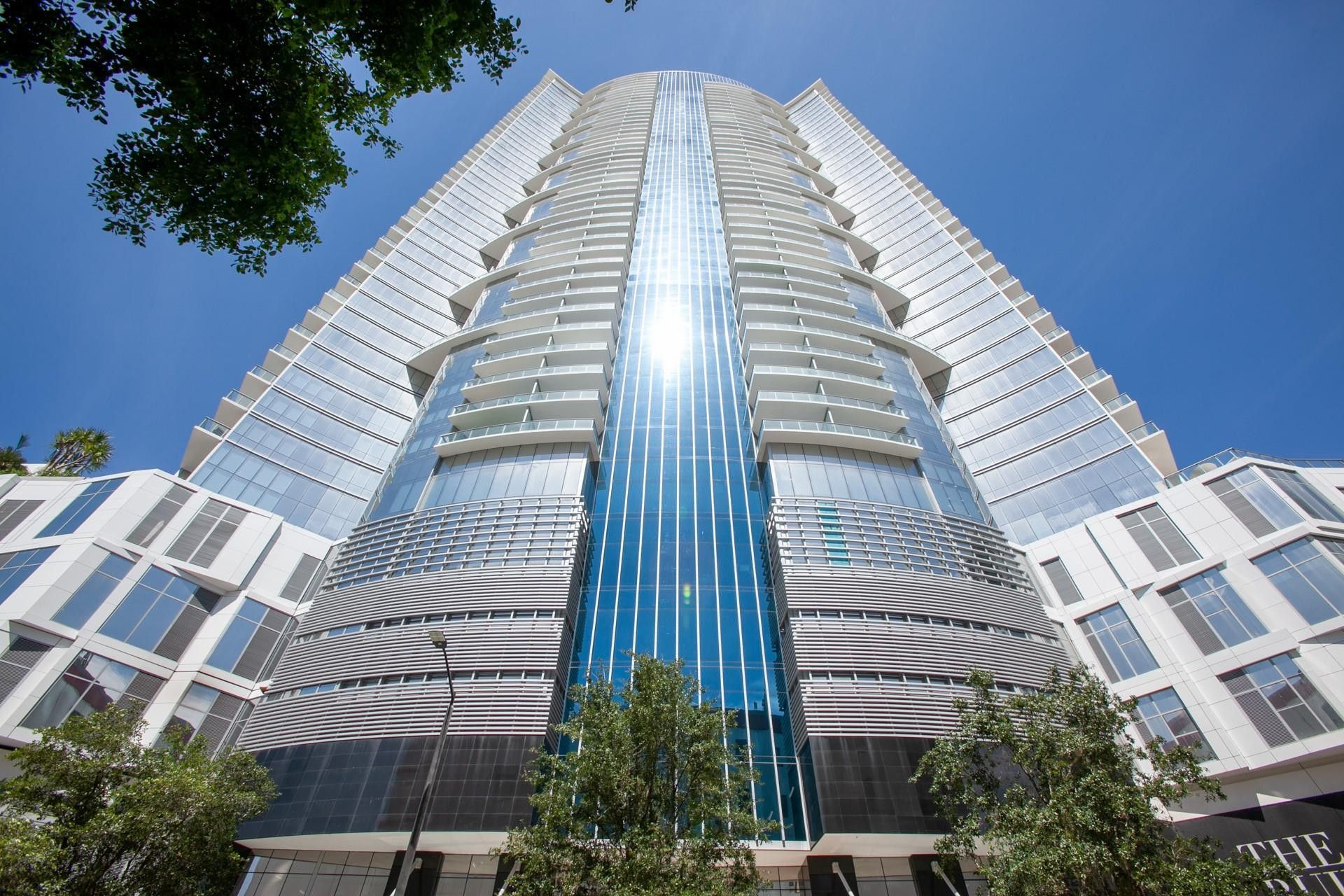 851 NE 1st Avenue, Unit 2005, Miami, FL 33132 Photo