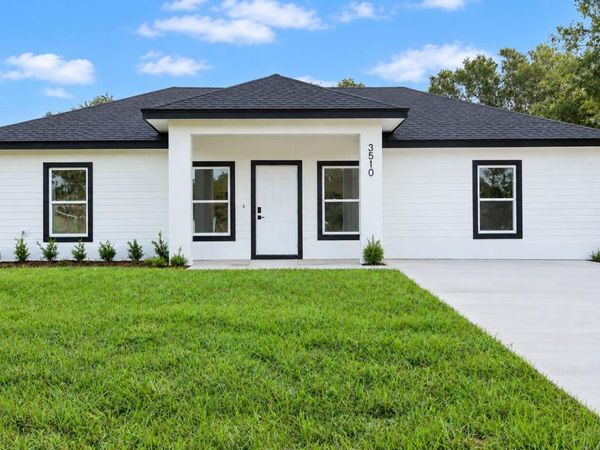 3510 NW 37th Avenue, Okeechobee, FL 34972