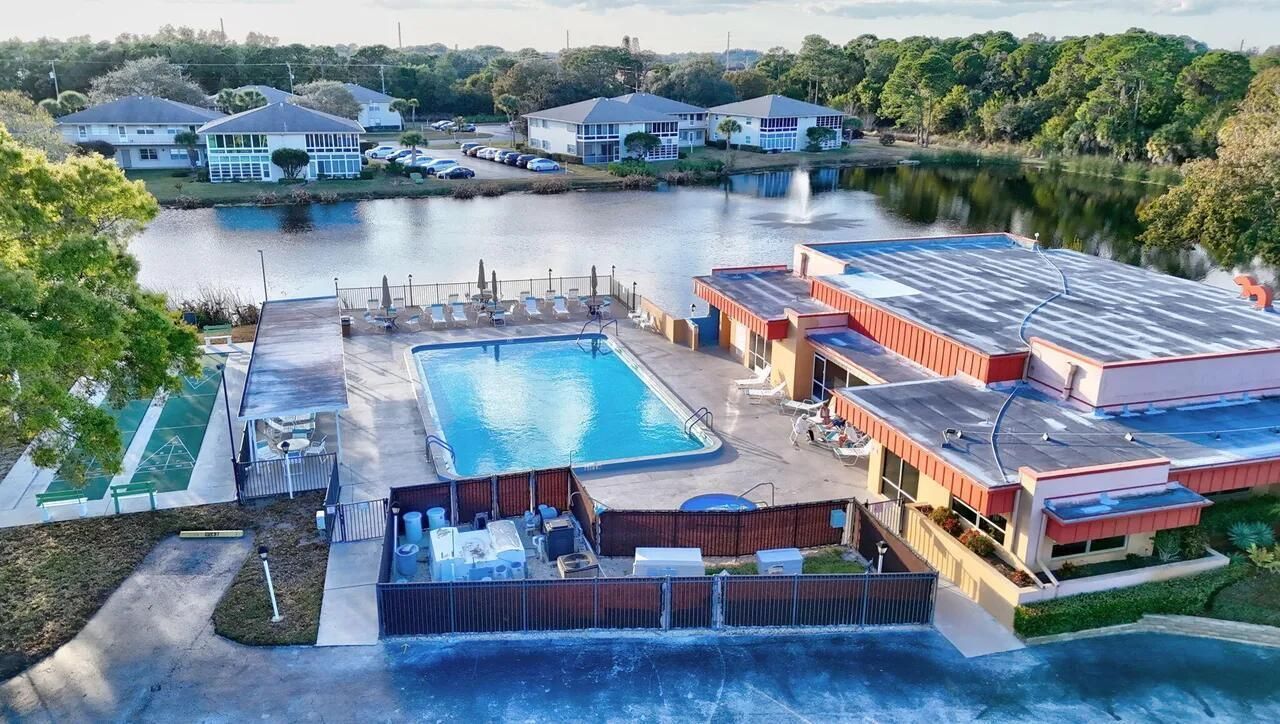 12 Lake Vista Trail, Unit 203, Port Saint Lucie, FL 34952 Photo