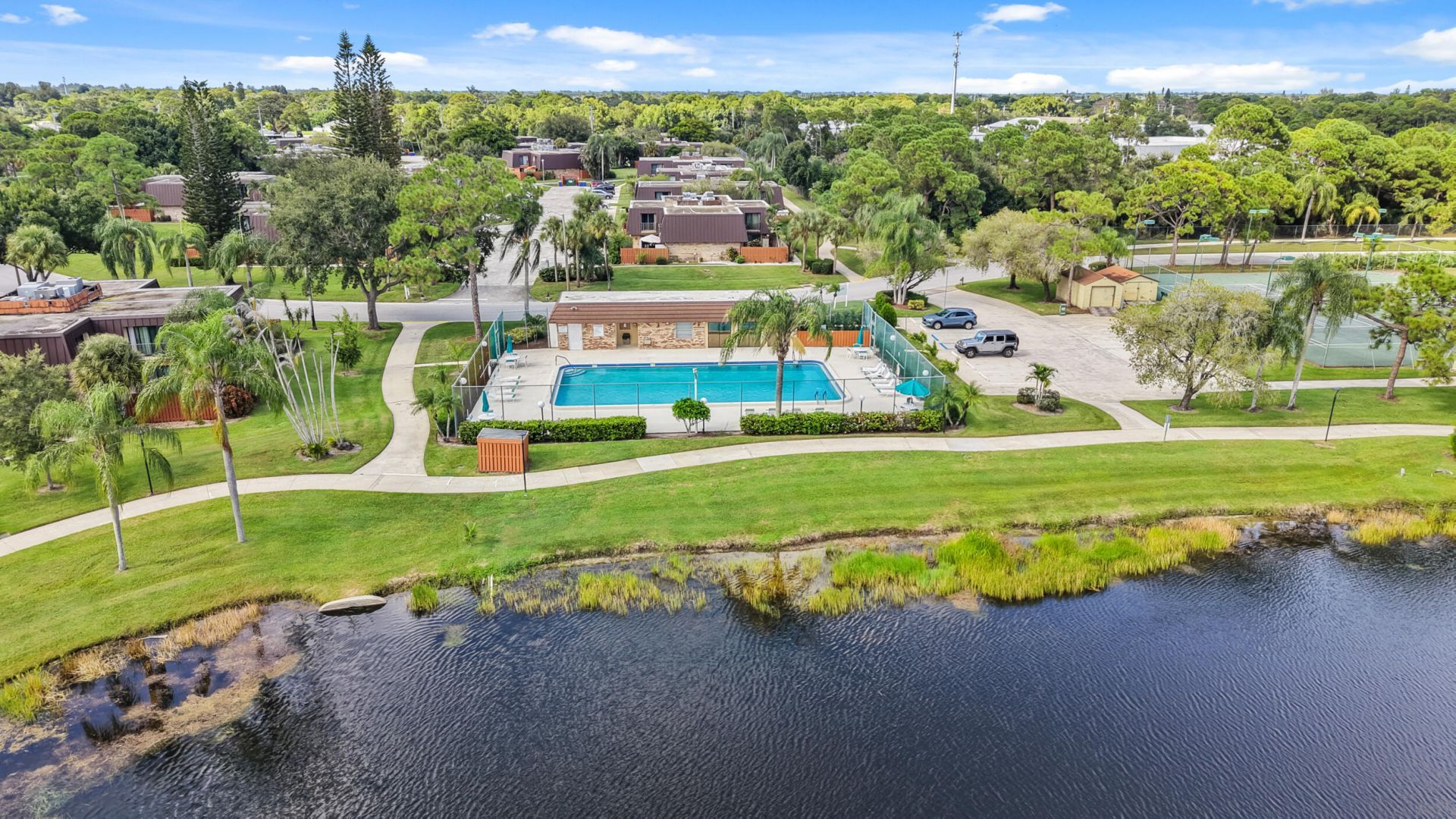 5726 SE Windsong Lane, Unit #324, Stuart, FL 34997 Photo