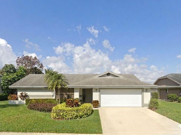 142 PARKWOOD Drive, Royal Palm Beach, FL 33411
