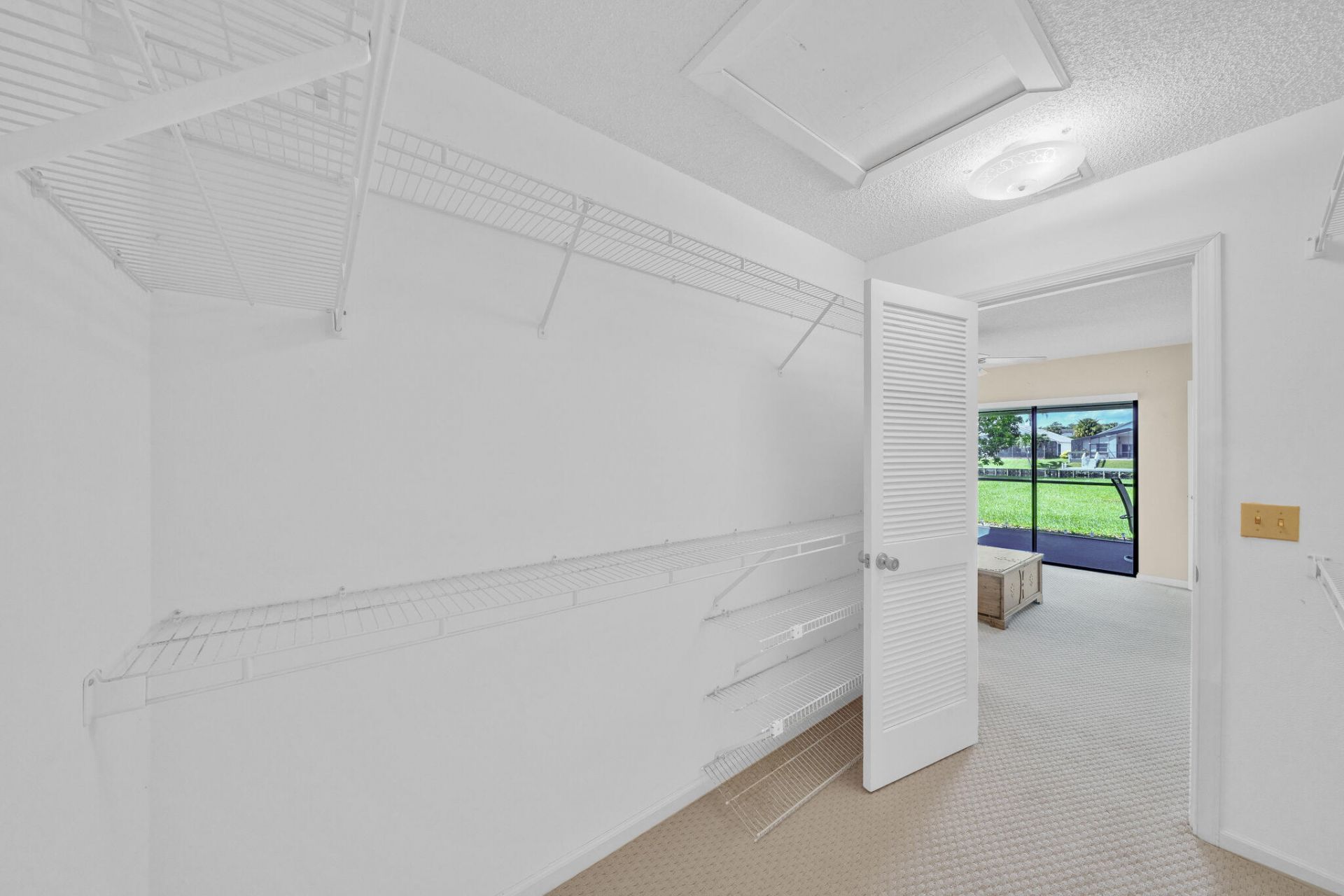 142 Parkwood Drive, Royal Palm Beach, FL 33411 Photo