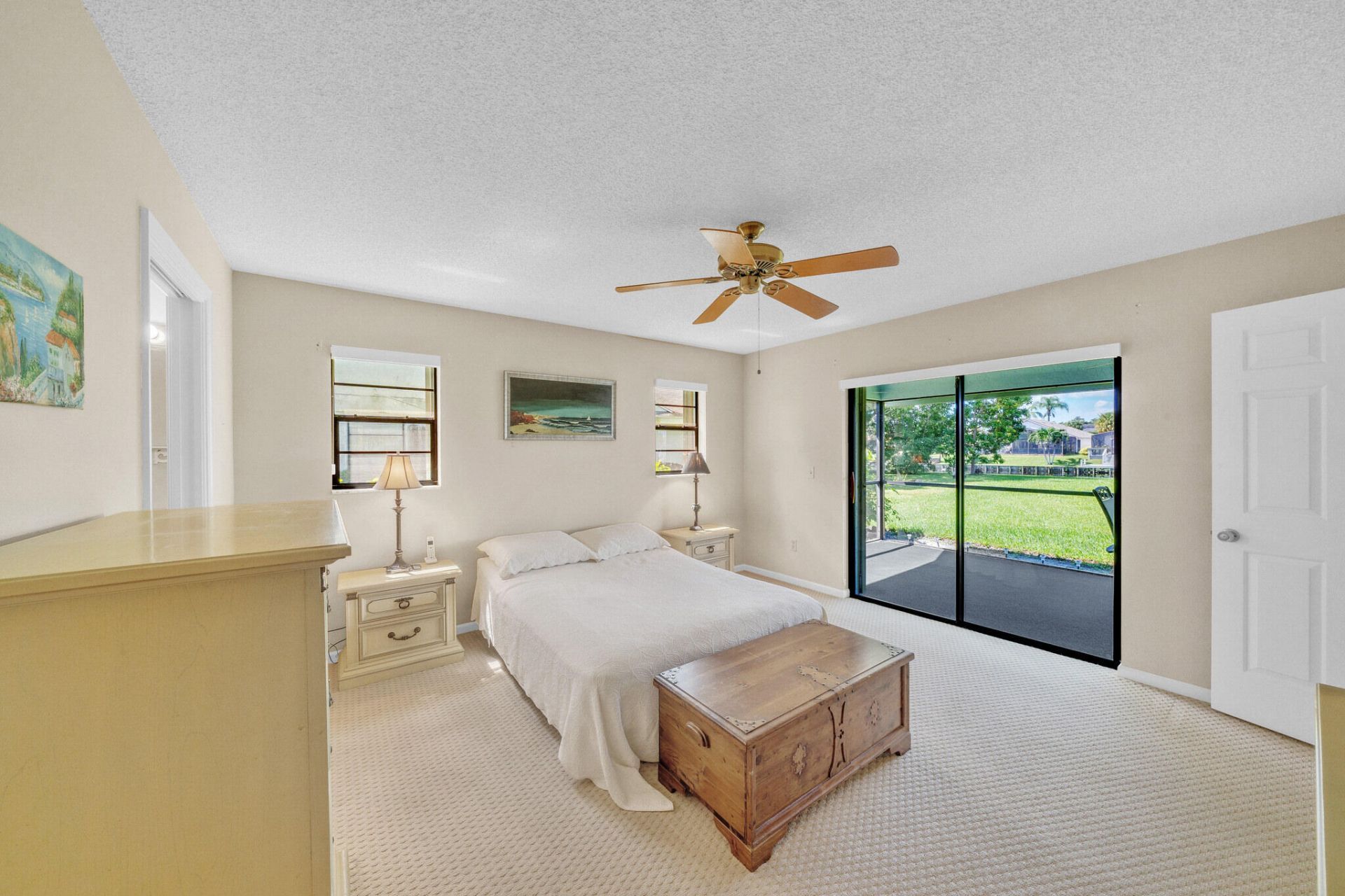 142 Parkwood Drive, Royal Palm Beach, FL 33411 Photo