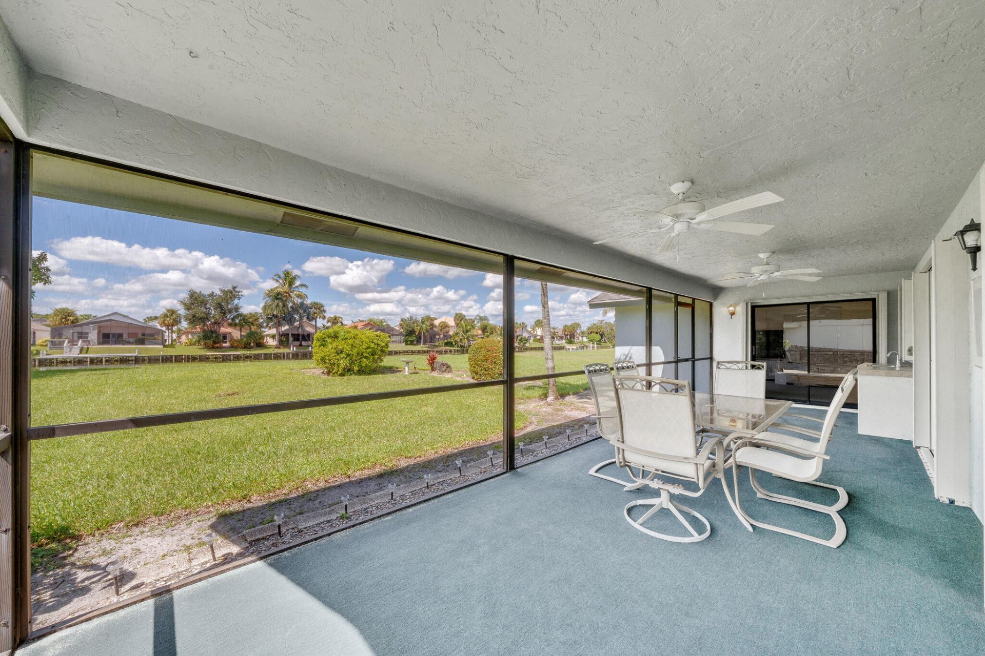 142 Parkwood Drive, Royal Palm Beach, FL 33411 Photo