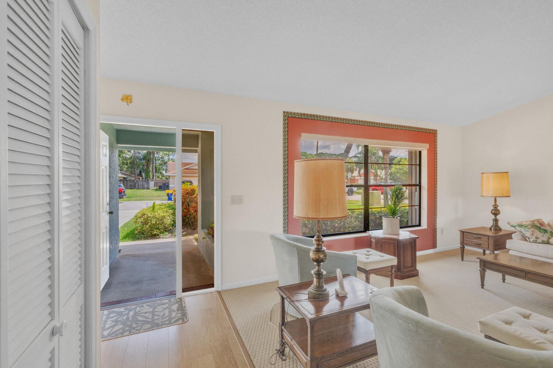142 Parkwood Drive, Royal Palm Beach, FL 33411 Photo