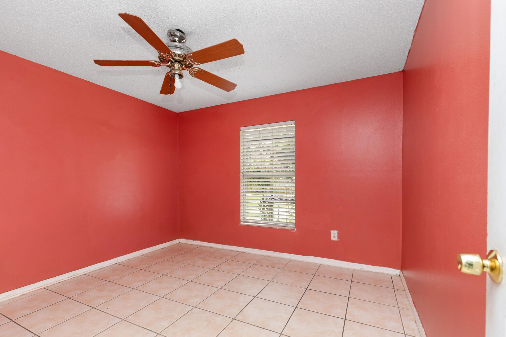 1098 SW Sw Du Bois Avenue, Port Saint Lucie, FL 34953 Photo