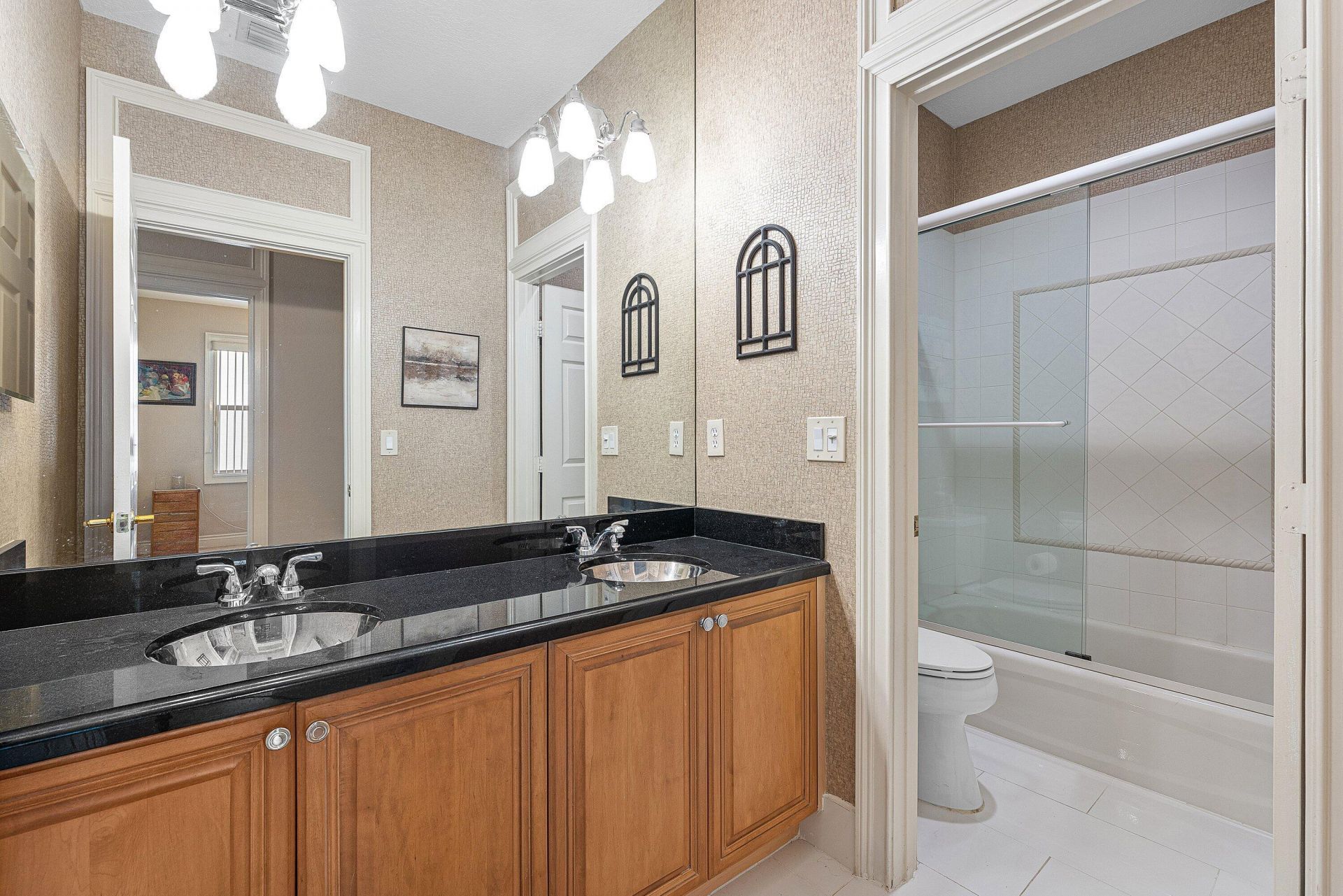 310 Venice Boulevard, Unit 310, Royal Palm Beach, FL 33411 Photo