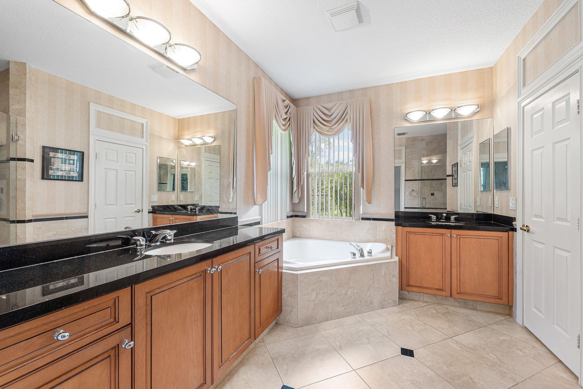 310 Venice Boulevard, Unit 310, Royal Palm Beach, FL 33411 Photo