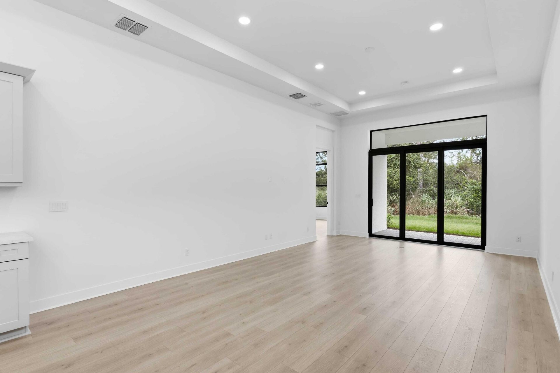382 SE Via Sangro, Port Saint Lucie, FL 34952 Photo