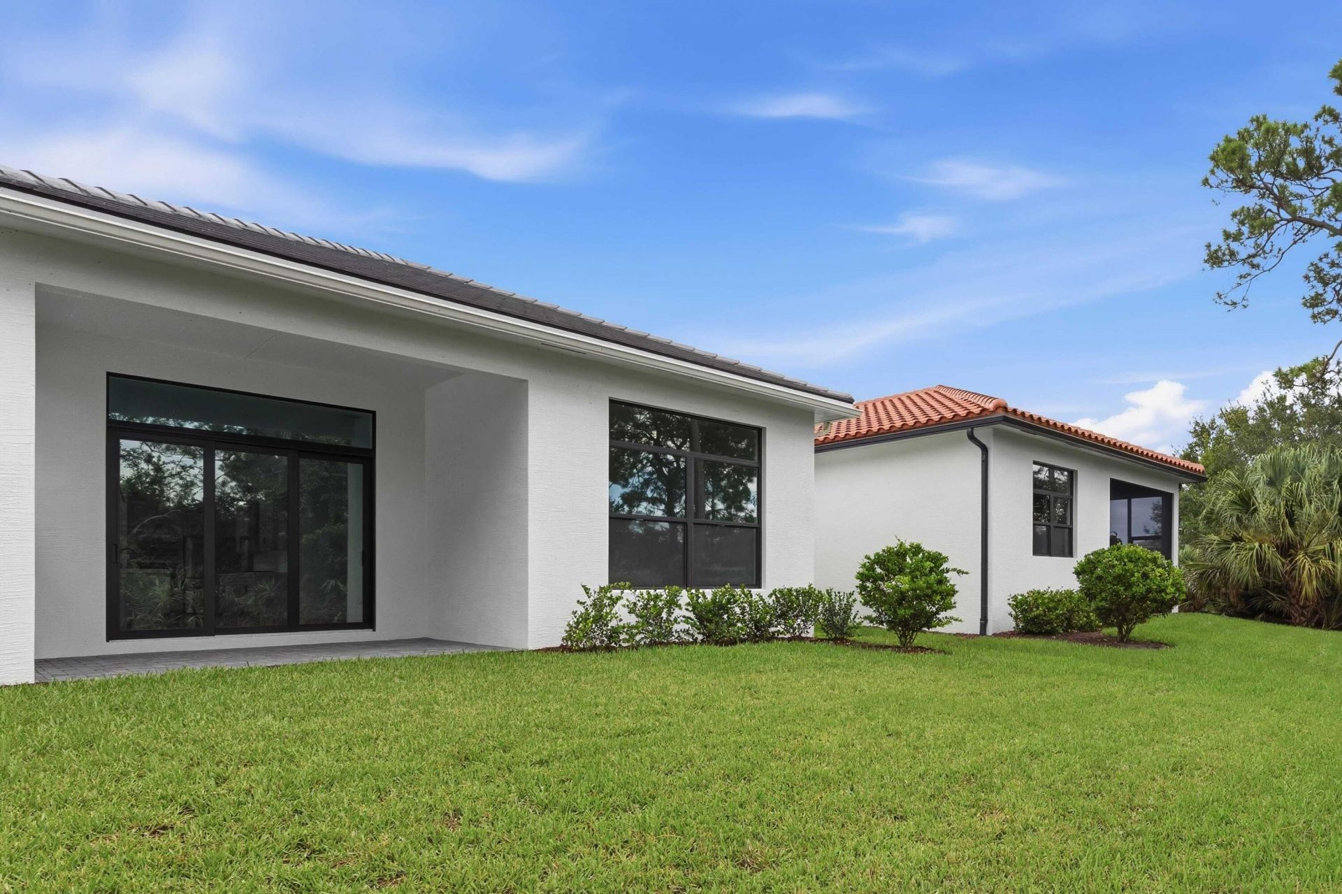 382 SE Via Sangro, Port Saint Lucie, FL 34952 Photo