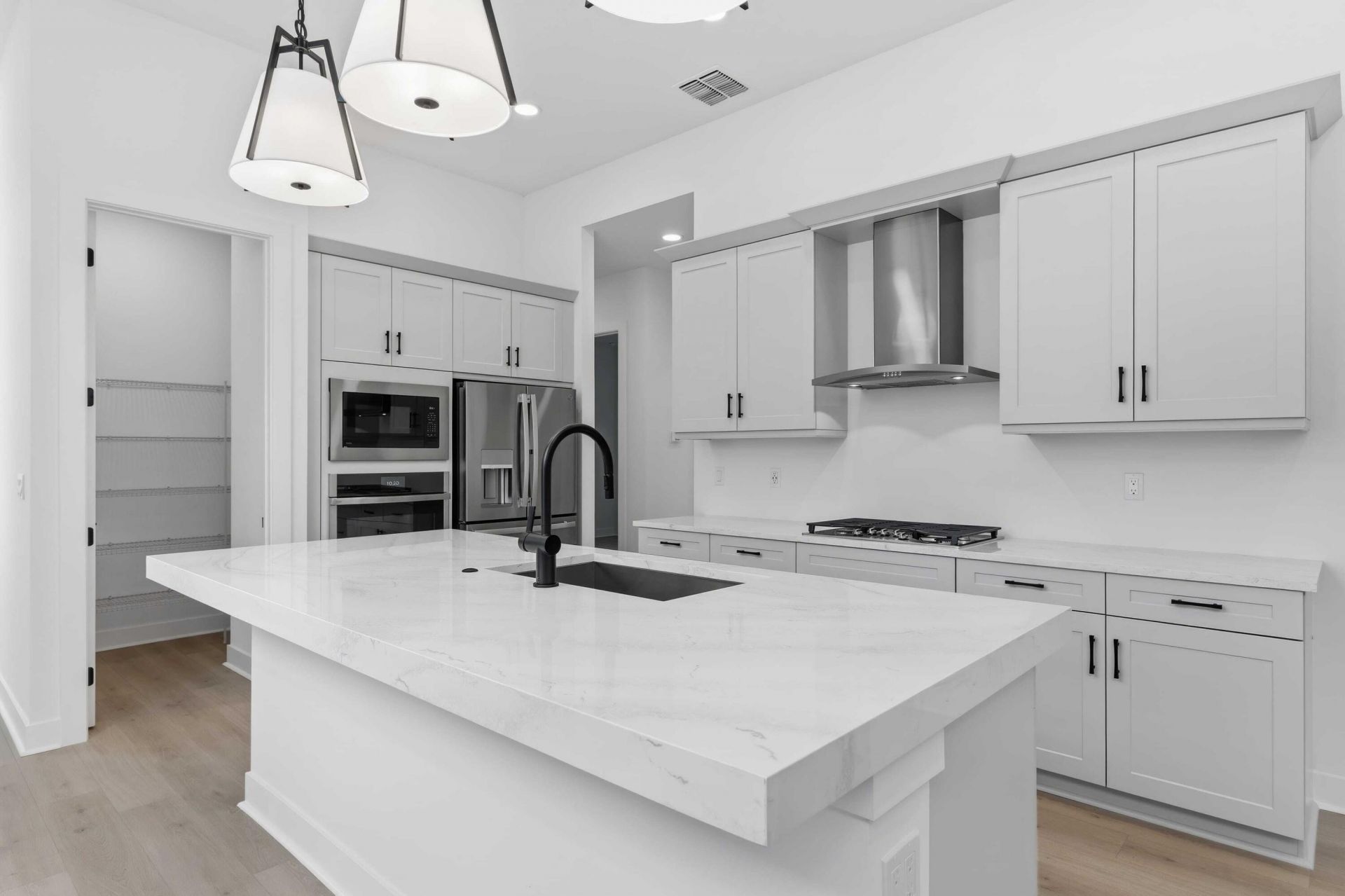 382 SE Via Sangro, Port Saint Lucie, FL 34952 Photo