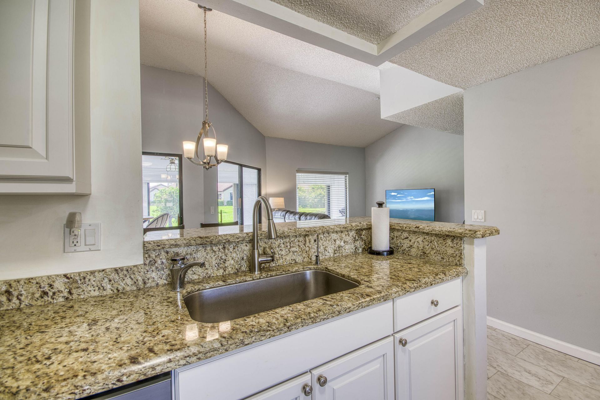 8206 Mooring Circle, Boynton Beach, FL 33472 Photo