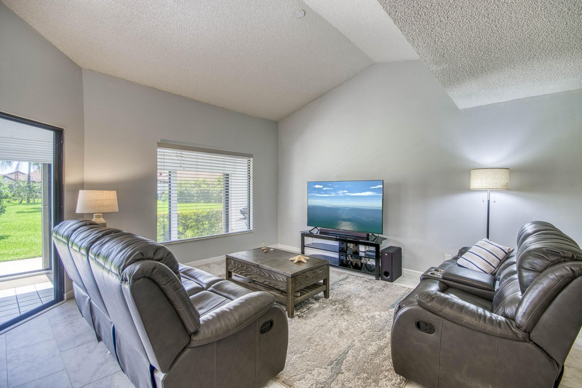 8206 Mooring Circle, Boynton Beach, FL 33472 Photo