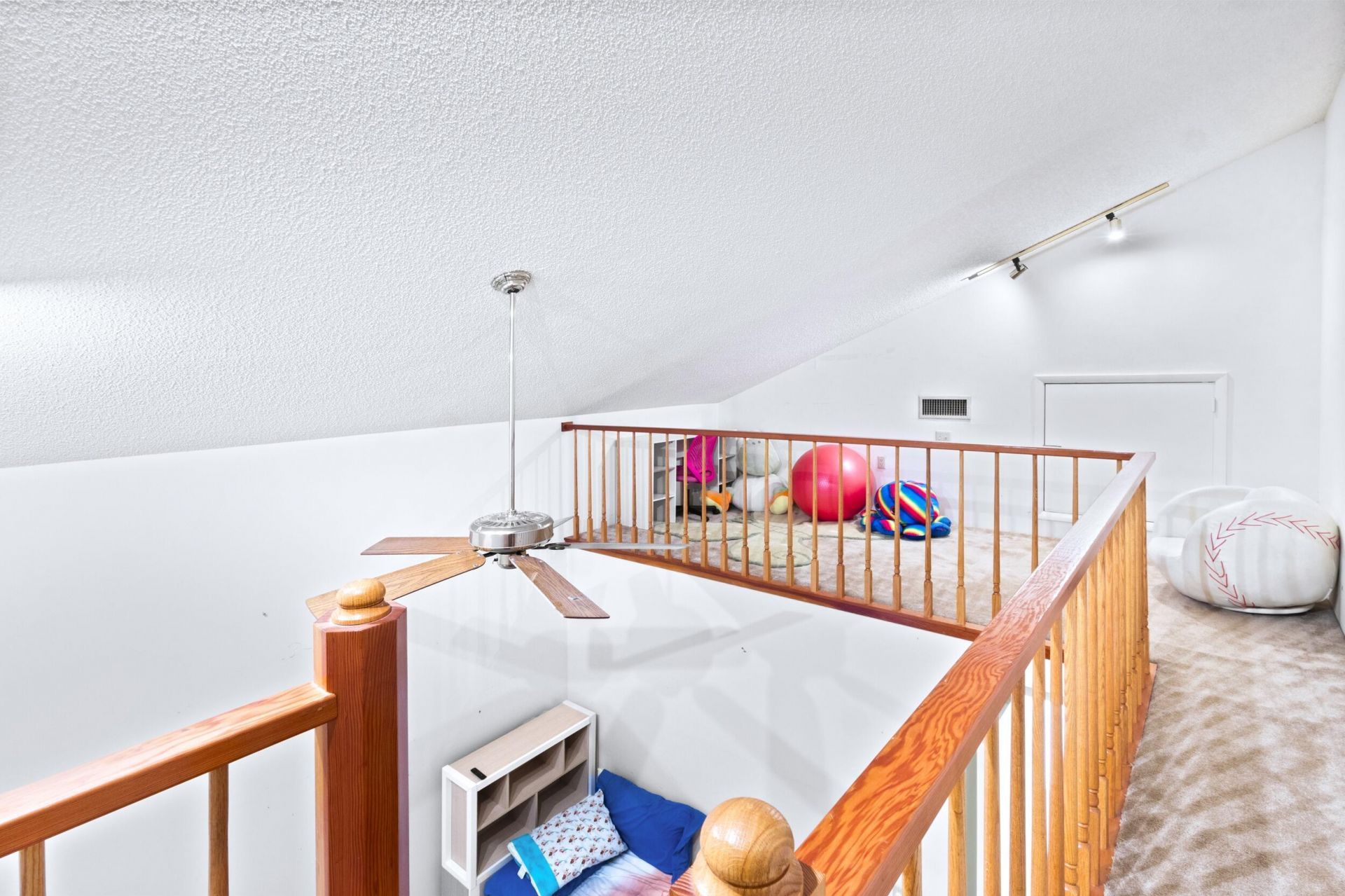 2845 Duquesne Circle, West Palm Beach, FL 33409 Photo
