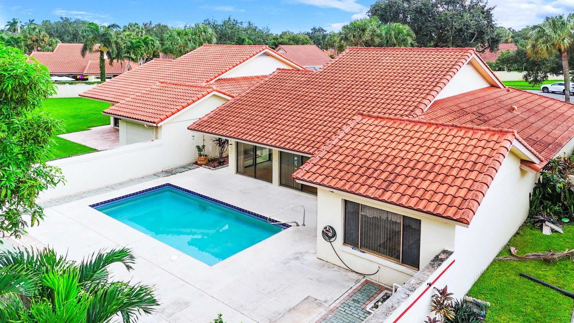 2845 Duquesne Circle, West Palm Beach, FL 33409 Photo