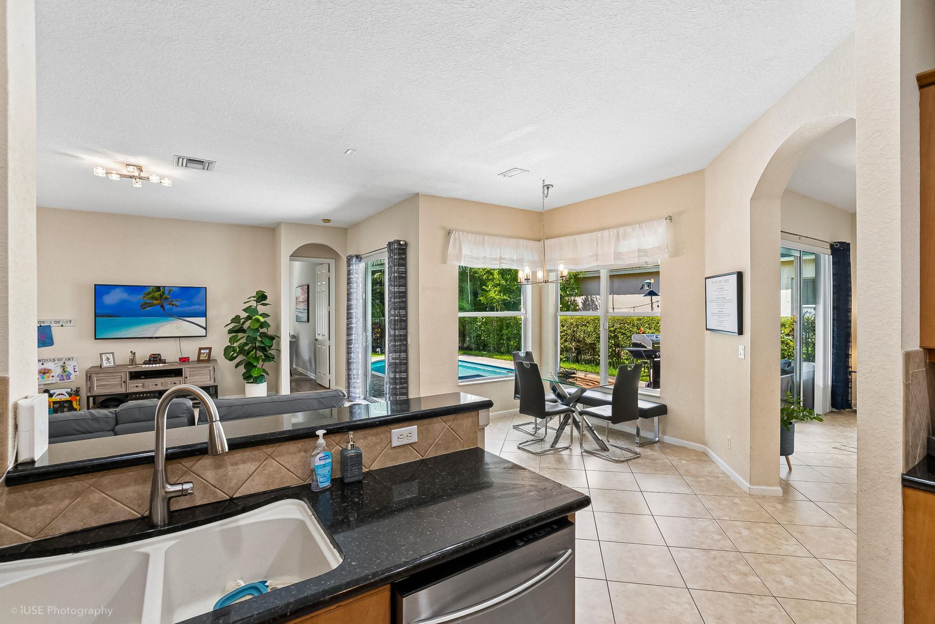 127 Palm Beach Plantation Boulevard, West Palm Beach, FL 33411 Photo