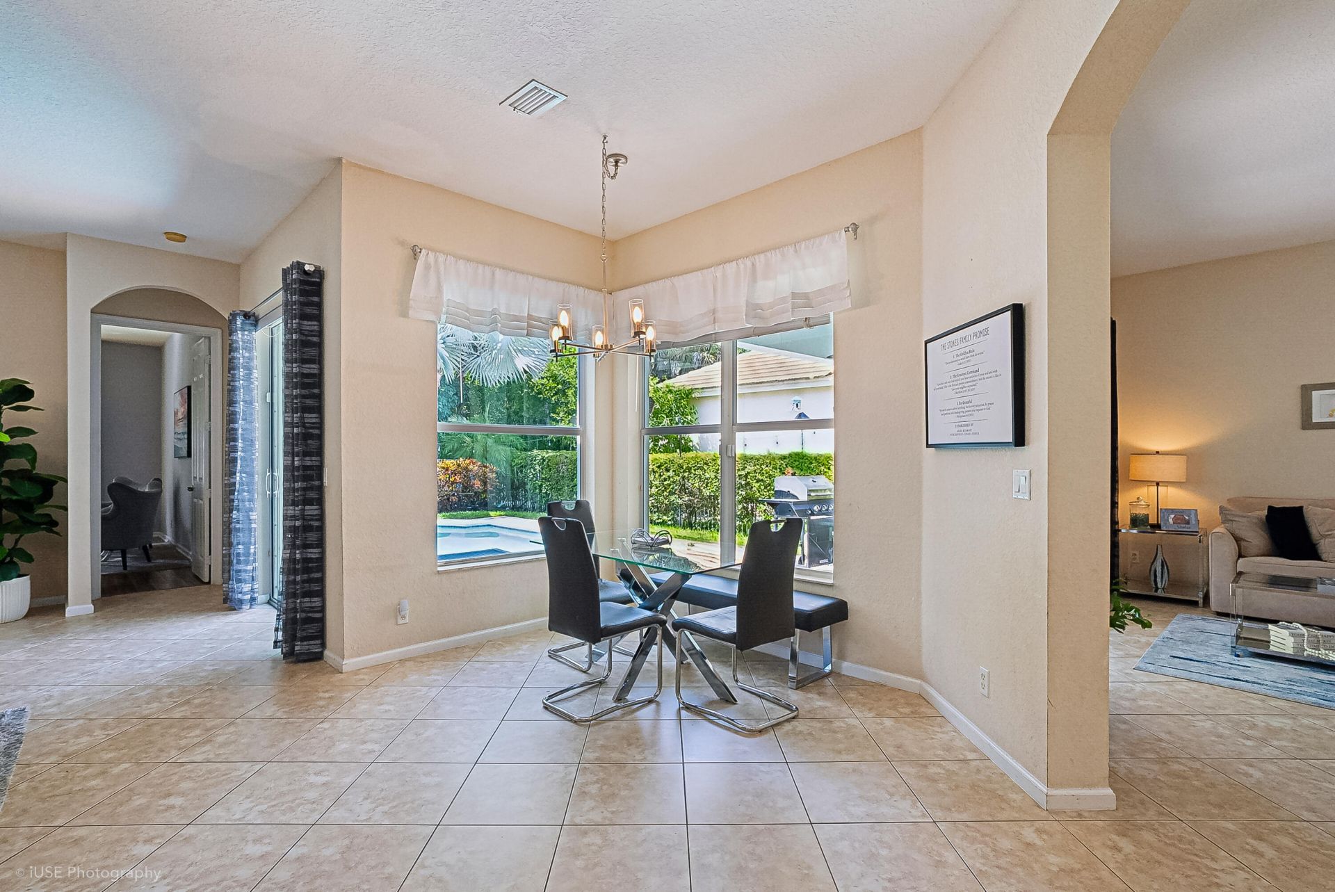 127 Palm Beach Plantation Boulevard, West Palm Beach, FL 33411 Photo