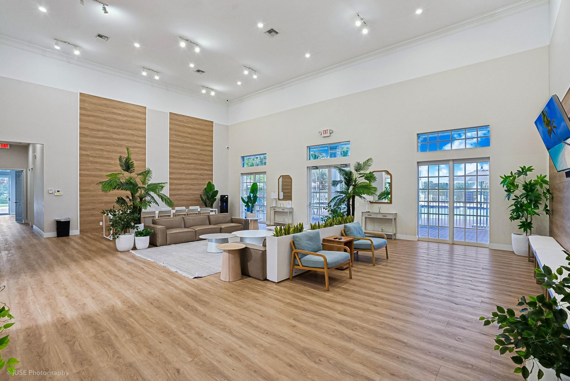 127 Palm Beach Plantation Boulevard, West Palm Beach, FL 33411 Photo