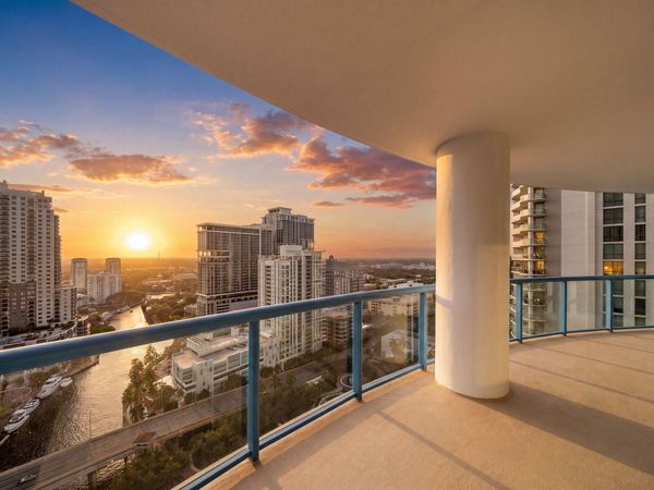 333 Las Olas Way, Unit 2702, Fort Lauderdale, FL 33301