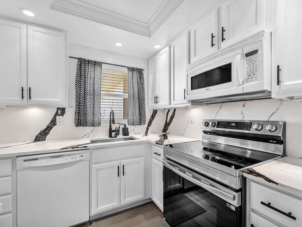 806 SE 7TH Street, Unit 408, Deerfield Beach, FL 33441