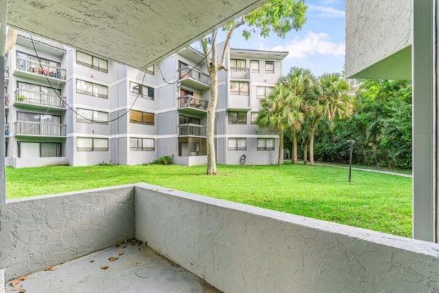 1880 N Congress Avenue, Unit 104, West Palm Beach, FL 33401 Photo