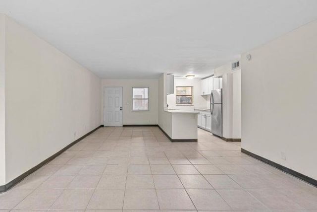 1880 N Congress Avenue, Unit 104, West Palm Beach, FL 33401 Photo