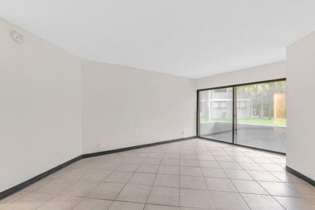 1880 N Congress Avenue, Unit 104, West Palm Beach, FL 33401 Photo