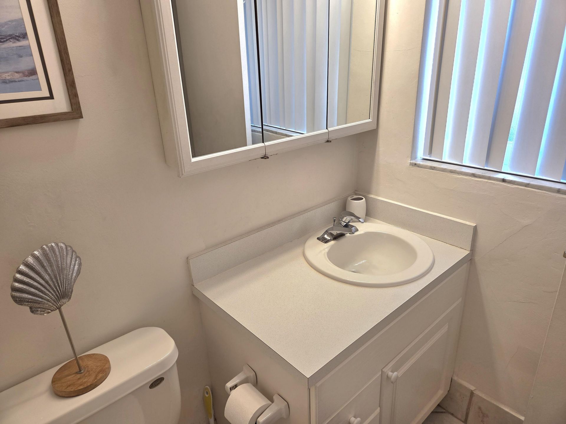 2100 NE 38th Street, Unit 110, Lighthouse Point, FL 33064 Photo