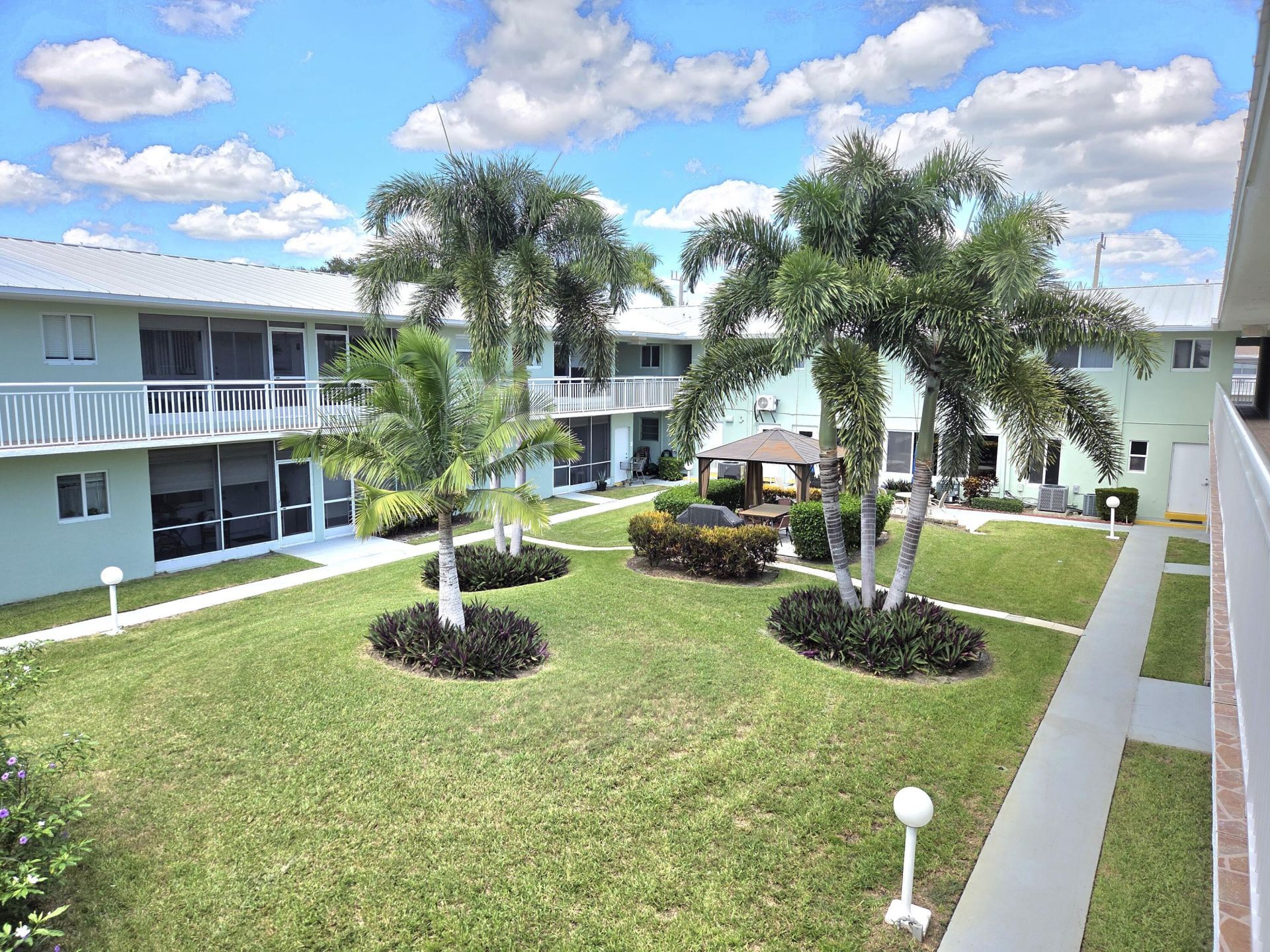 2100 NE 38th Street, Unit 110, Lighthouse Point, FL 33064 Photo