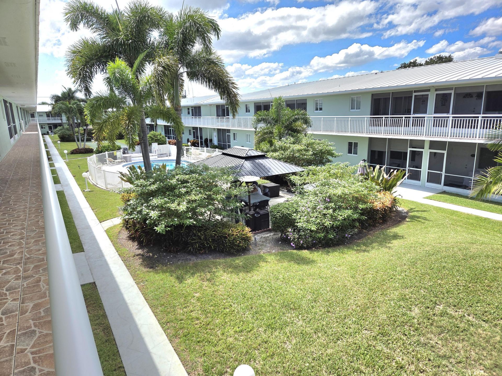 2100 NE 38th Street, Unit 110, Lighthouse Point, FL 33064 Photo