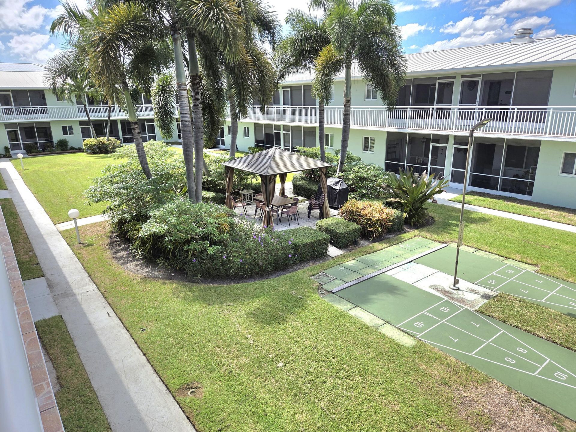 2100 NE 38th Street, Unit 110, Lighthouse Point, FL 33064 Photo