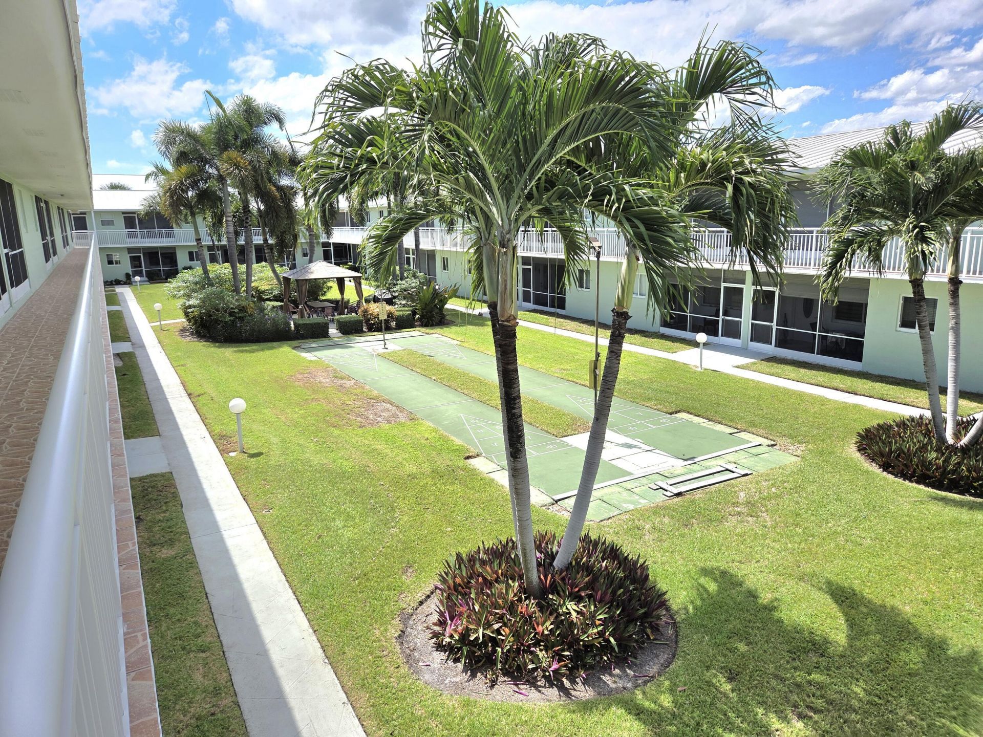 2100 NE 38th Street, Unit 110, Lighthouse Point, FL 33064 Photo