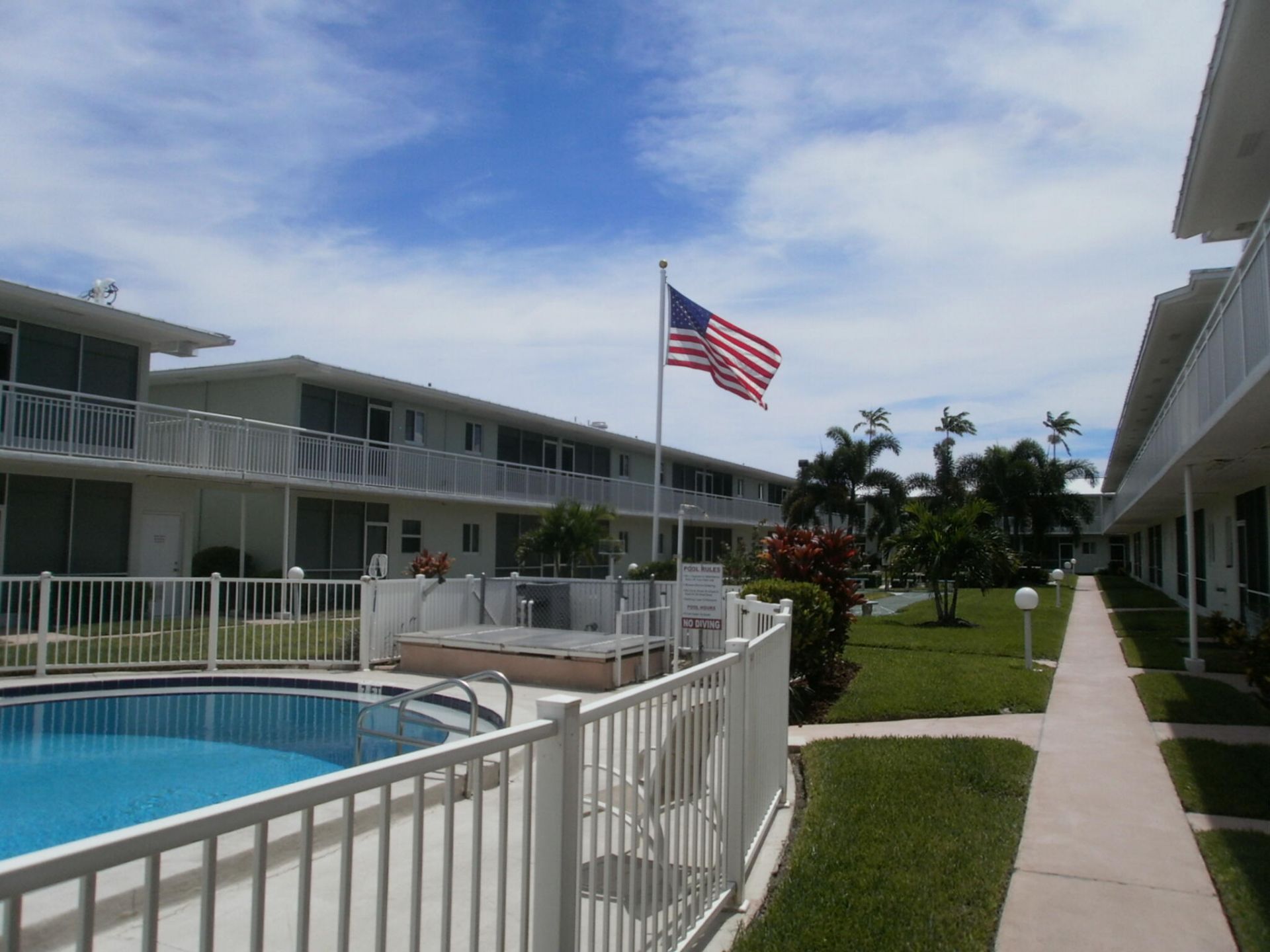 2100 NE 38th Street, Unit 110, Lighthouse Point, FL 33064 Photo