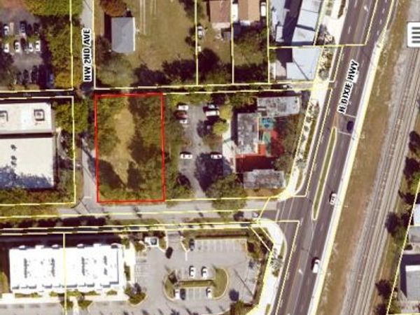157 NW 8th Court, Pompano Beach, FL 33060